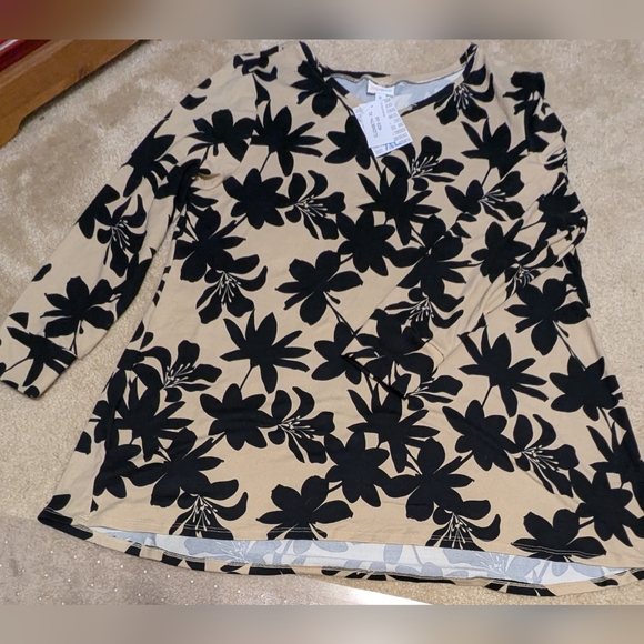 LuLaRoe Black Floral on Tan Blouse, Size: XL - Picture 1 of 7